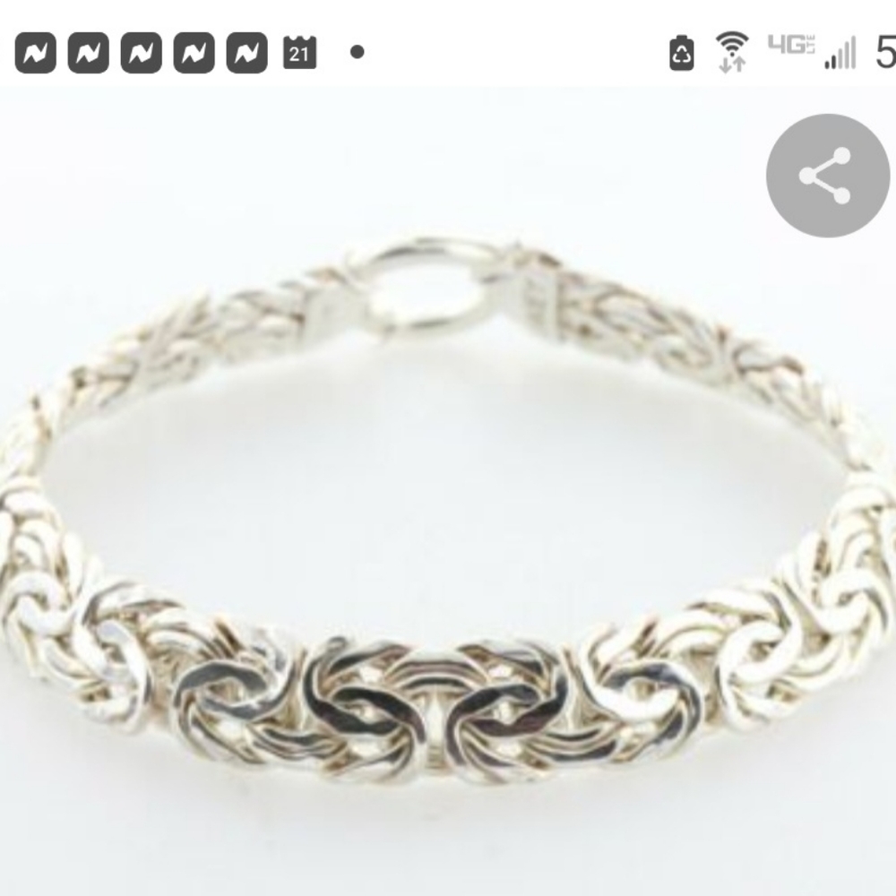 Beautiful AK Turkey .925 Silver bracelet. Gorgeous detail.